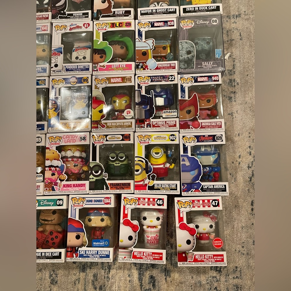 Lot of 43 Funko pops - Picture 3 of 3